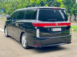 Nissan Elgrand Highway Star 2011 Hitam 6