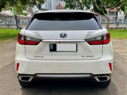 Lexus RX 200T Lux at 2016 Putih 5