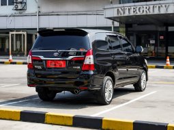 Toyota Kijang Innova 2.0 G 2014 Hitam 3