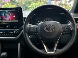 Toyota Corolla Cross 1.8 Hybrid A/T 2021 putih km31ribu cash kredit proses bisa dibantu 16