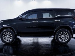 Toyota Fortuner 2.4 VRZ AT 2021 11