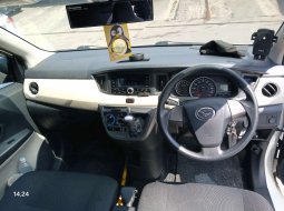 Daihatsu Sigra 1.2 R MT 2019 - Putih 4