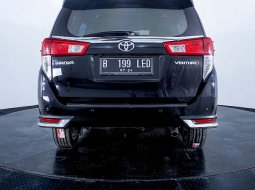 Toyota Venturer 2.0 Q A/T 2019 2