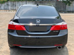Honda Accord 2.4 VTi-L 2013 Hitam 4