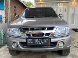 Isuzu Panther GRAND TOURING 2007 manual full standar