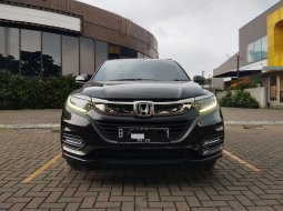 Honda HR-V 1.5L E CVT Special Edition 2019 Hijau Olive Metalik 2