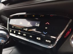 Honda HR-V 1.5L E CVT Special Edition 2019 Hijau Olive Metalik 7