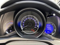 Honda Jazz RS CVT 2019 dp 10jt pake motor usd 2020 matic bs TT 5