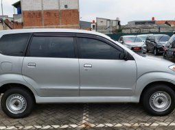 Daihatsu Xenia Xi DELUXE MT 2011 - Garansi 1 Tahun 8