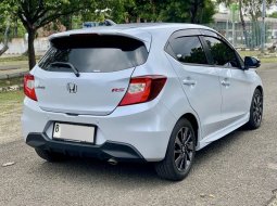 Honda Brio RS CVT 2023 Putih 4