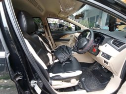 Mitsubishi Xpander Ultimate A/T 2018 Hitam 6