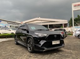 Toyota Yaris Cross 1.5 S CVT TSS 2023 Hitam 3
