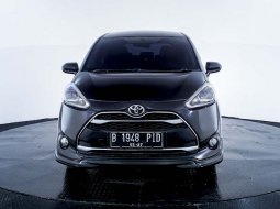 Toyota Sienta Q CVT 2017