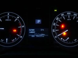 JUAL Toyota Innova 2.4 G AT Diesel 2018 Silver 9