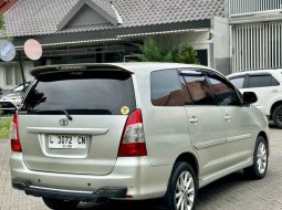 Toyota Kijang Innova V 2011 matic mesin mulus 9