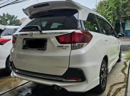 Honda Mobilio RS AT ( Matic ) 2019 Putih Km 56rban plat jakarta timur 5