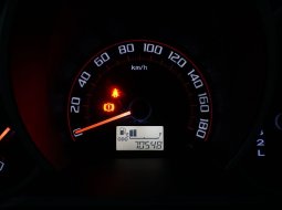 JUAL Daihatsu Terios R Adventure AT 2017 Putih 9