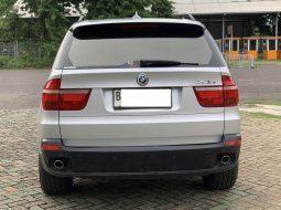 BMW X5 E70 3.0 V6 4