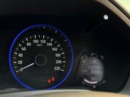 Honda HR-V 1.5L E CVT 2016 hrv km 50rb dp minim siap TT 5