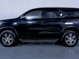 Toyota Fortuner 2.4 G AT 2017 3