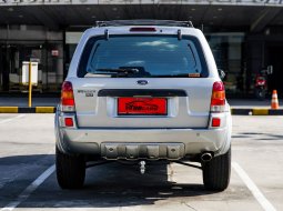 Ford Escape XLT 2005 Silver 8