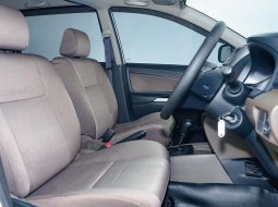 JUAL Daihatsu Xenia 1.3 R AT 2016 Putih 6