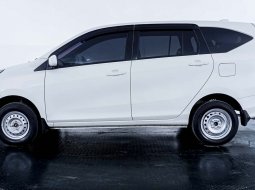 JUAL Daihatsu Sigra 1.2 X MT 2023 Putih 3
