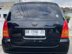 Toyota Kijang Innova E 2005 4