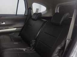 Daihatsu Sigra 1.2 R DLX AT 2019  - Beli Mobil Bekas Murah 4