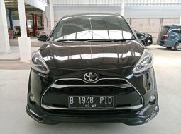 Toyota Sienta Q 1.5 2017 Automatic 1