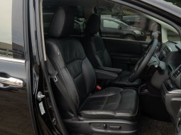 Honda Odyssey Prestige 2.4 2016 Hitam 5