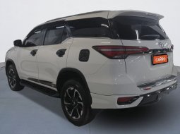 Toyota Fortuner New  4x4 2.8 GR Sport A/T 2022  - Beli Mobil Bekas Murah 3