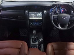 Toyota Fortuner New  4x4 2.8 GR Sport A/T 2022  - Mobil Murah Kredit 4