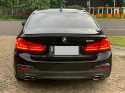 BMW 5 Series 530i 2020 4