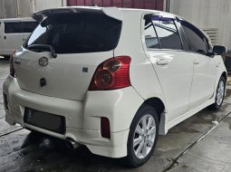 Toyota Yaris E A/T ( Matic ) 2012 Putih Good Condition Siap Pakai 6