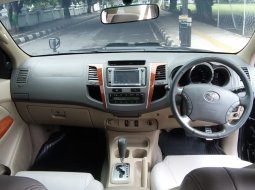 Fortuner G 2.7 Matic Bensin 2011 8