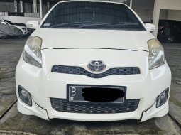 Toyota Yaris E AT ( Matic ) 2012 Putih Km 100rban plat bekasi