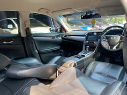 Honda Civic Sedan Turbo 2017 9