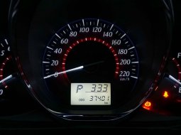 JUAL Toyota Yaris S TRD Sportivo AT 2017 Silver 9