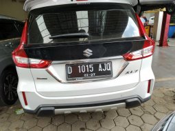 Jual mobil Suzuki XL7 ALPHA 1.5AT 2021 4