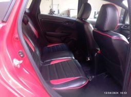 Honda Jazz RS CVT 2019 Merah 4