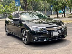 Honda Civic 1.5L Turbo 2017 Hitam 3