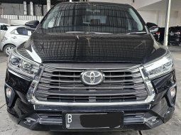 Toyota Innova 2.4 V M/T ( Manual Diesel ) 2021/ 2022 Hitam Km Cuma 8rban Mulus Like New