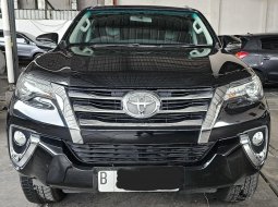 Toyota Fortuner 2.4 VRZ Double Disc A/T ( Matic Diesel ) 2017 Hitam Mulus Km 89rban Good Condition 1