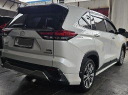 Toyota Innova Zenix 2.0 Q Hybrid Modelista A/T ( Matic ) 2022/ 2023 Putih Km 9rban Mulus Siap Pakai 6