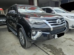 Toyota Fortuner VRZ 2.4 AT ( Matic ) 2017 Hitam Km 89rban AN PT  Jakarta barat 2