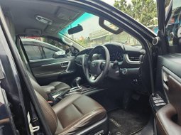Toyota Fortuner VRZ 2.4 AT ( Matic ) 2017 Hitam Km 89rban AN PT  Jakarta barat 7
