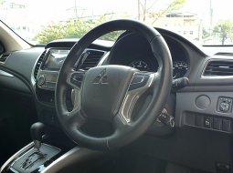 Mitsubishi Pajero Sport Exceed 4x2 AT 2022 hitam diesel km15rban pajak panjang cash kredit bisa 18