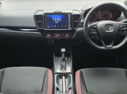 Honda City Hatchback New  City RS Hatchback CVT 2022 orange km28ribuan tangan pertama dari baru 9