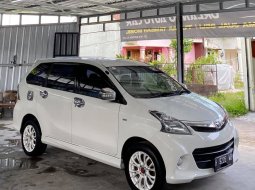 Toyota Avanza Veloz 2012 4